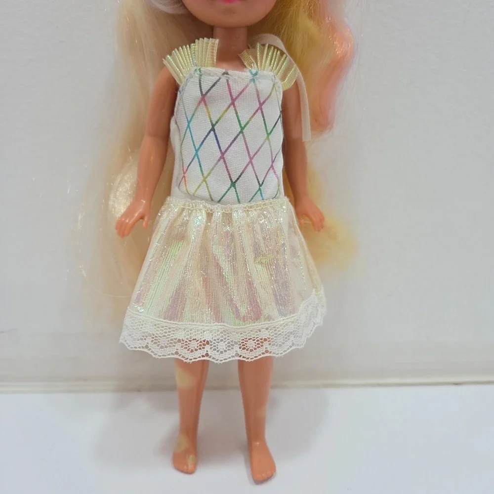 Vintage 1988 Lady Lovely locks Extra Super Long Hair Enchanted Island Characters